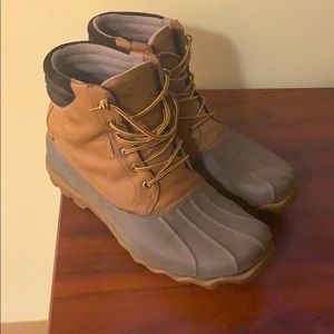 Sperry 8 inch duck boots